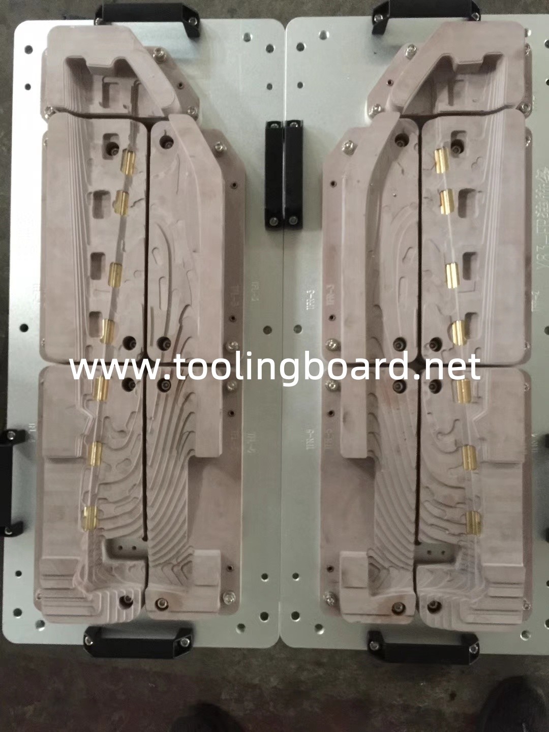 Modeling board MB700 PU-Based Tooling Board for Mold Building and Master Models