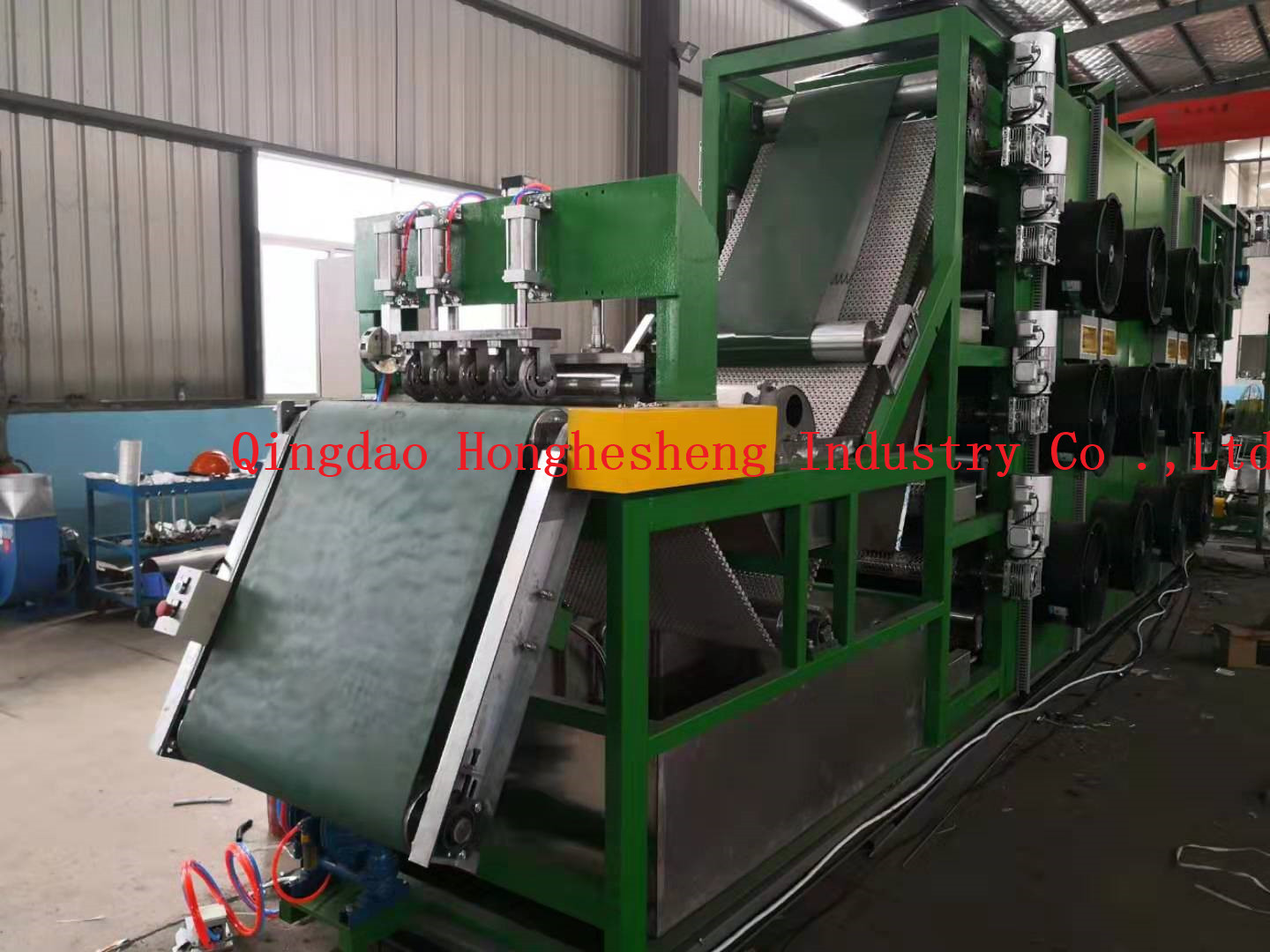 Horizontal Mesh Belt Batch Off Cooler For Soft Rubber