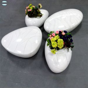 Lightweight Fiberglass Resin Furniture Bench Table Sets In Customized Design