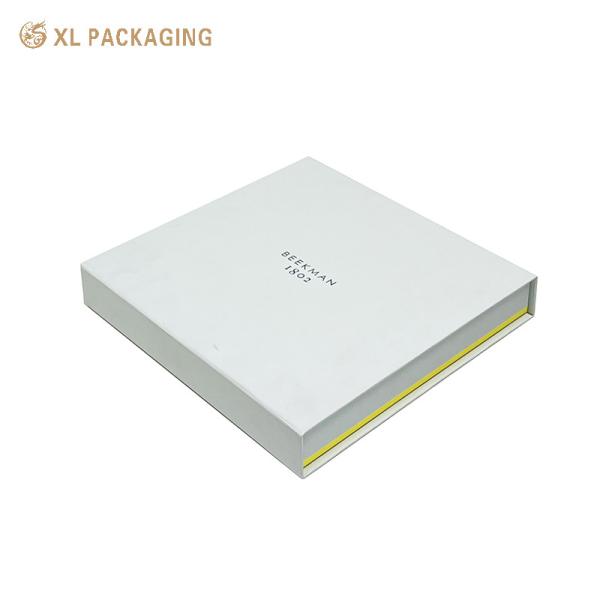 XL Packaging Custom Luxury Boxes Rectangle Magnetic Box Packaging With Soft Foam Tray for Cosmetics/Perfumes/Skin Care