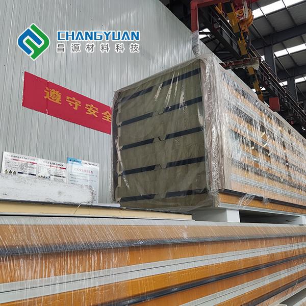 Quality Composite PU Sandwich Roof Panel Good Insulation Performance for sale