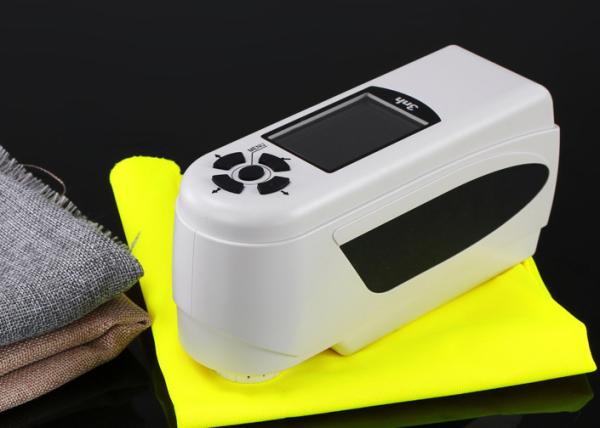 Quality Durable Portable Paint Color Analyzer Combined LED Light Combined 8° / D Optical Geometry for sale