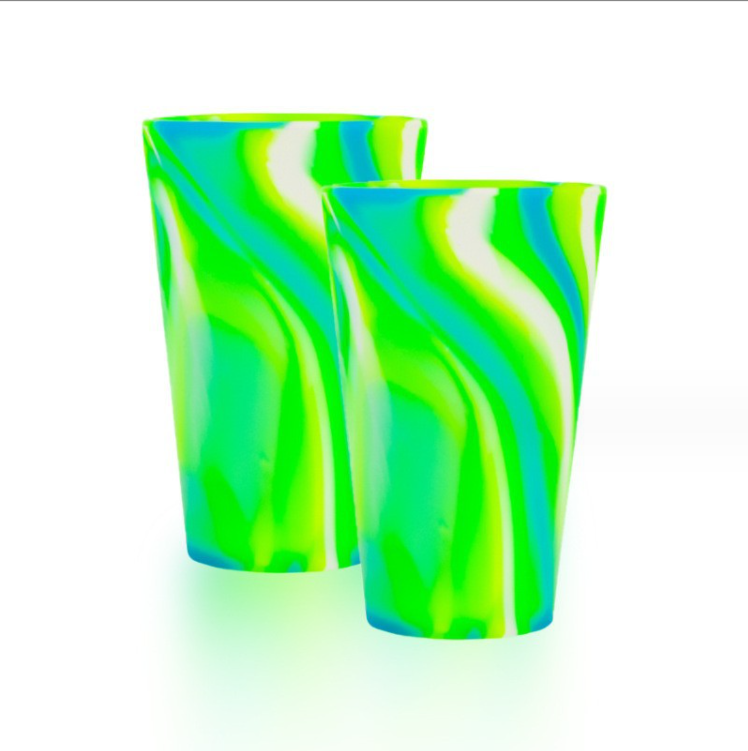 Customize Your Drinking Experience with Our Unbreakable and BPA-Free Silicone Cup