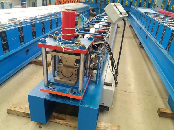 Quality 0.42mm Thickness Gutter Cold Roll Forming Machine With 5.5kw Power Full Automatic for sale