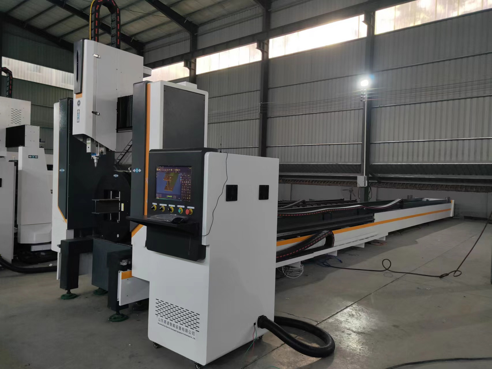 6000w Power Source Pipe Processing Machines Laser Cnc Machine