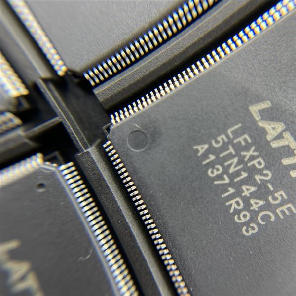 LFXP2-5E-5TN144C Lattice Programmable Logic ICs FPGA Array 176 kbit