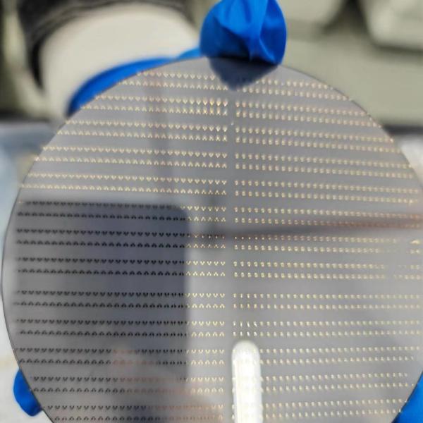 Quality Piezoelectric Lithium Niobate Wafer For SAW Interdigital Transducer Making for sale