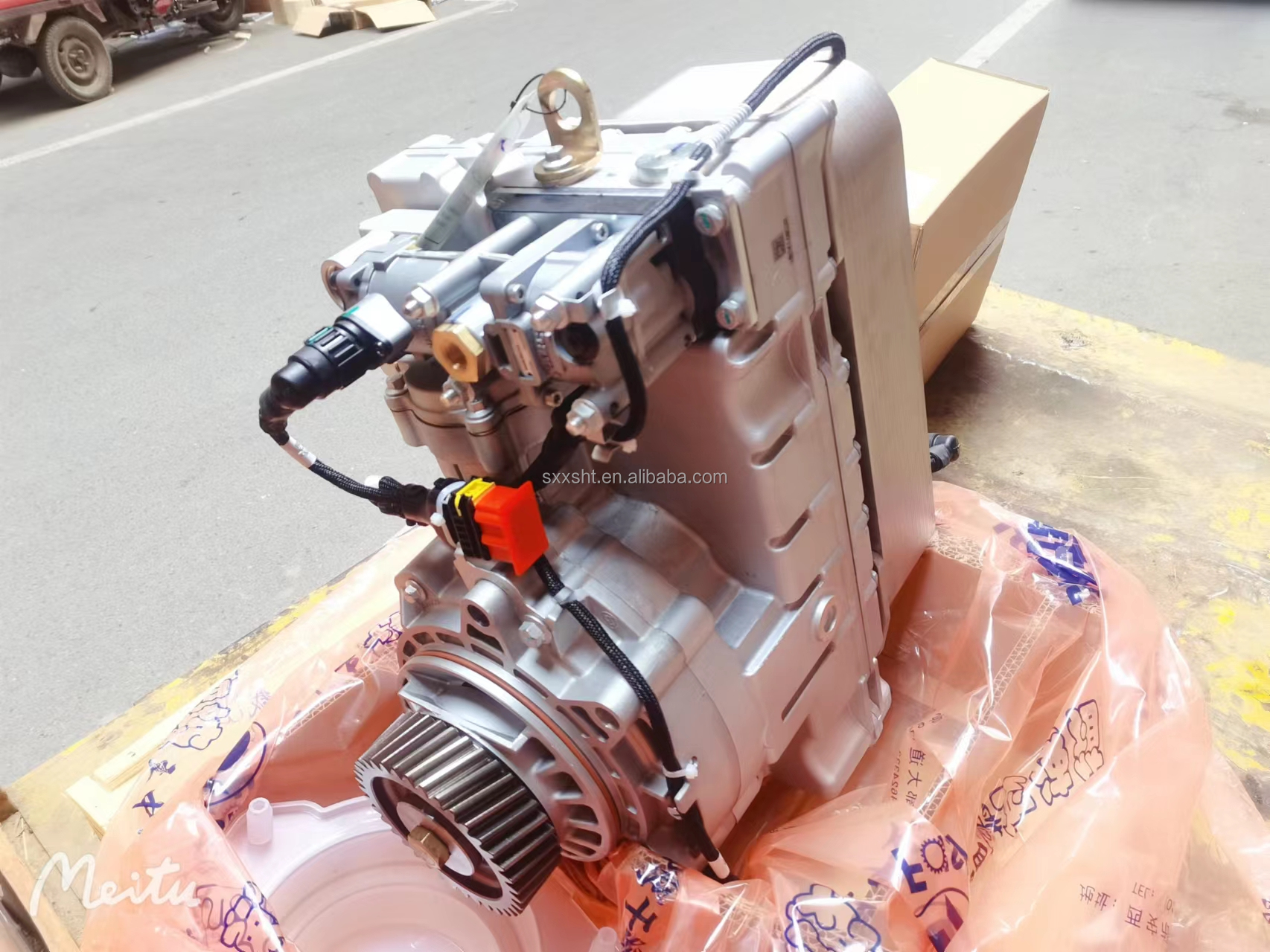 National Heavy Duty Truck HOWO Truck Transmission HW19710 for SINOTRUK Truck Models