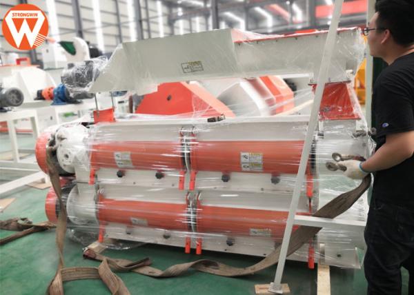Quality SKF 5T/H Livestock Pig Feed Pellet Making Machine for sale