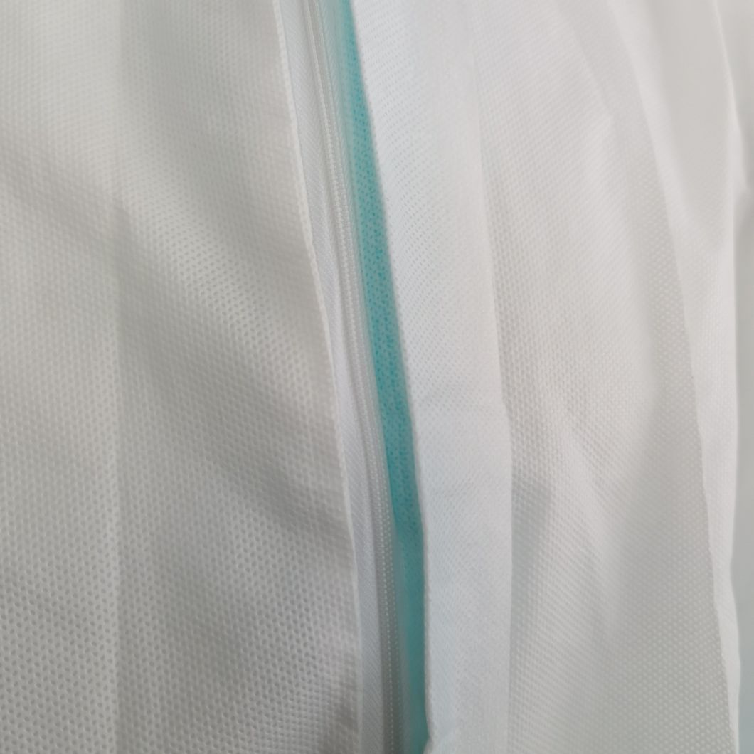 CE En14126 Lightweight SMS Disposable Protective Coverall with Taped Seam Seal