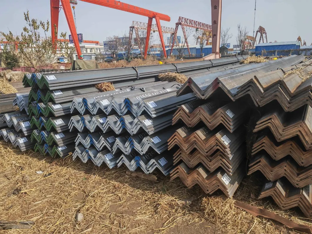 Q235B Angle Steel 235 MPa Yield Strength Balance Excellent Weldability Economic Durability For Building Frames