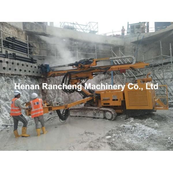 Hydraulic Crawler Engineering Drilling Rig 200m Borehole Depth 125KW Engine Power