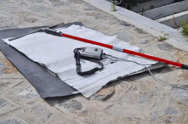 Quality Ndt LCD Display 0.6KV Electronic Water Leak Detector for sale