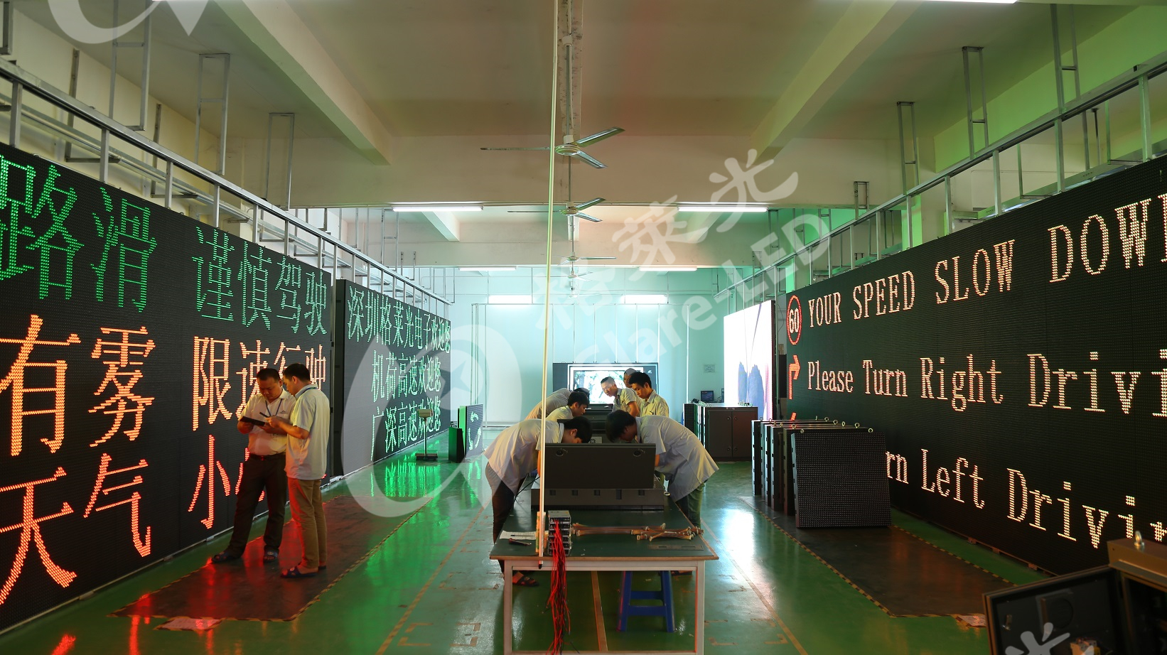 Traffic System P20 Outdoor DIP LED Display with 1024*1024 Panel Size and 16*8 Resolution