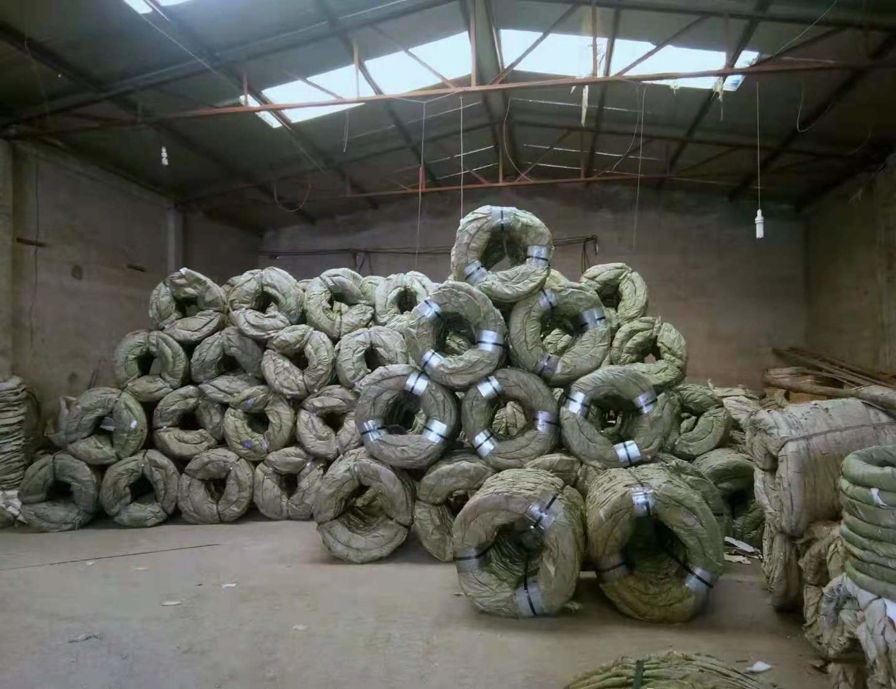 Anti Climb Barbed Wire Razor Barbed Wire Electrostatic Powder Spraying
