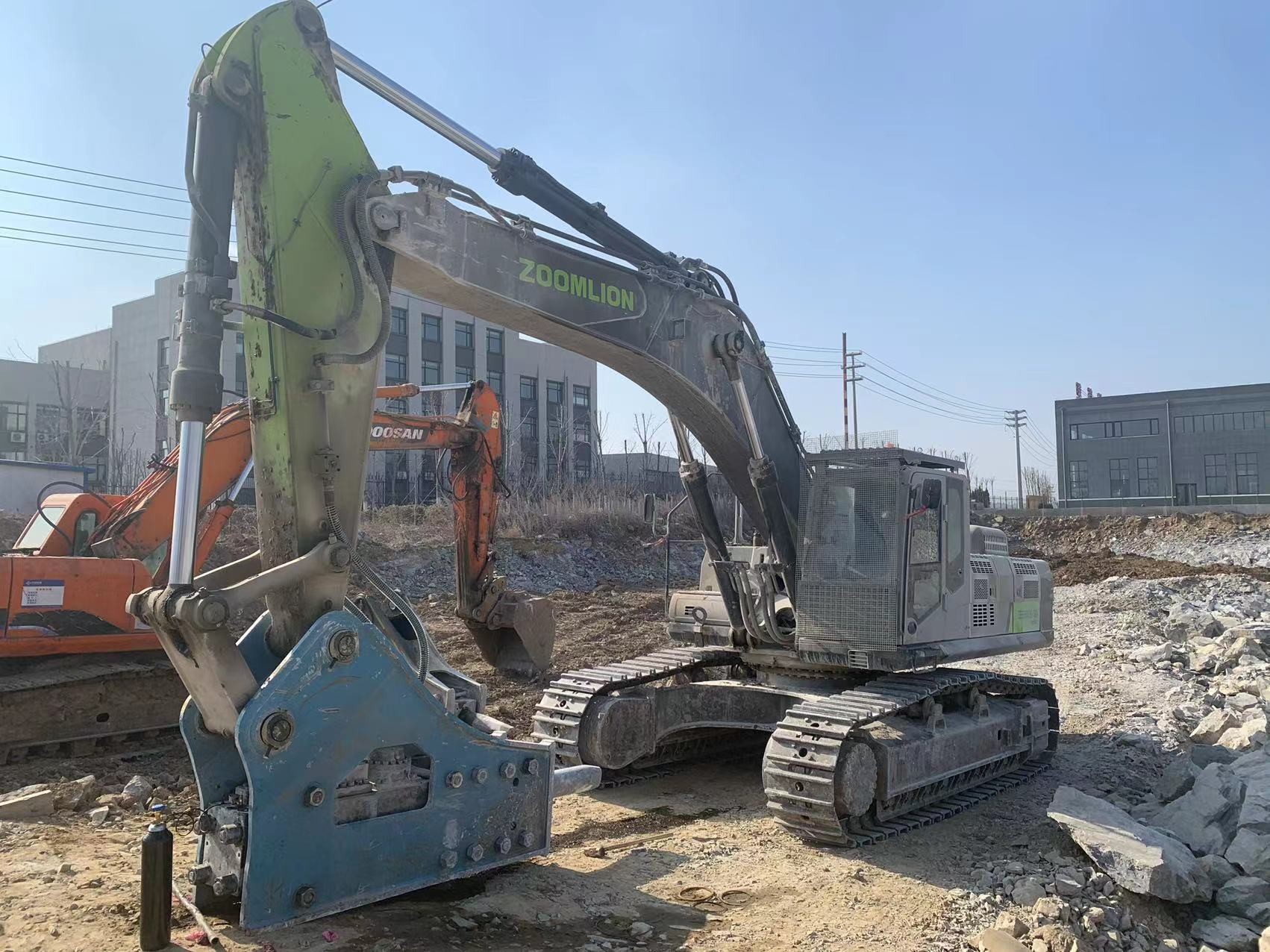 Demolition Equipment Hydraulic Jack Breaker Side Type Light Duty Hammer For Excavators