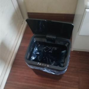 China Easy Operating Smart Garbage Bin , Household Touchless Garbage Can wholesale