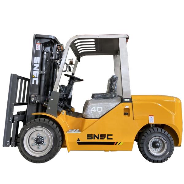 Diesel Rough Terrain Fork Lifts 3 Stage Mast Off Terrain Forklift