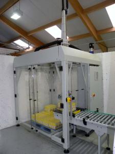 China AirTAC Automatic Pallet Shrink Wrap Machine Robotic Case Palletizer wholesale