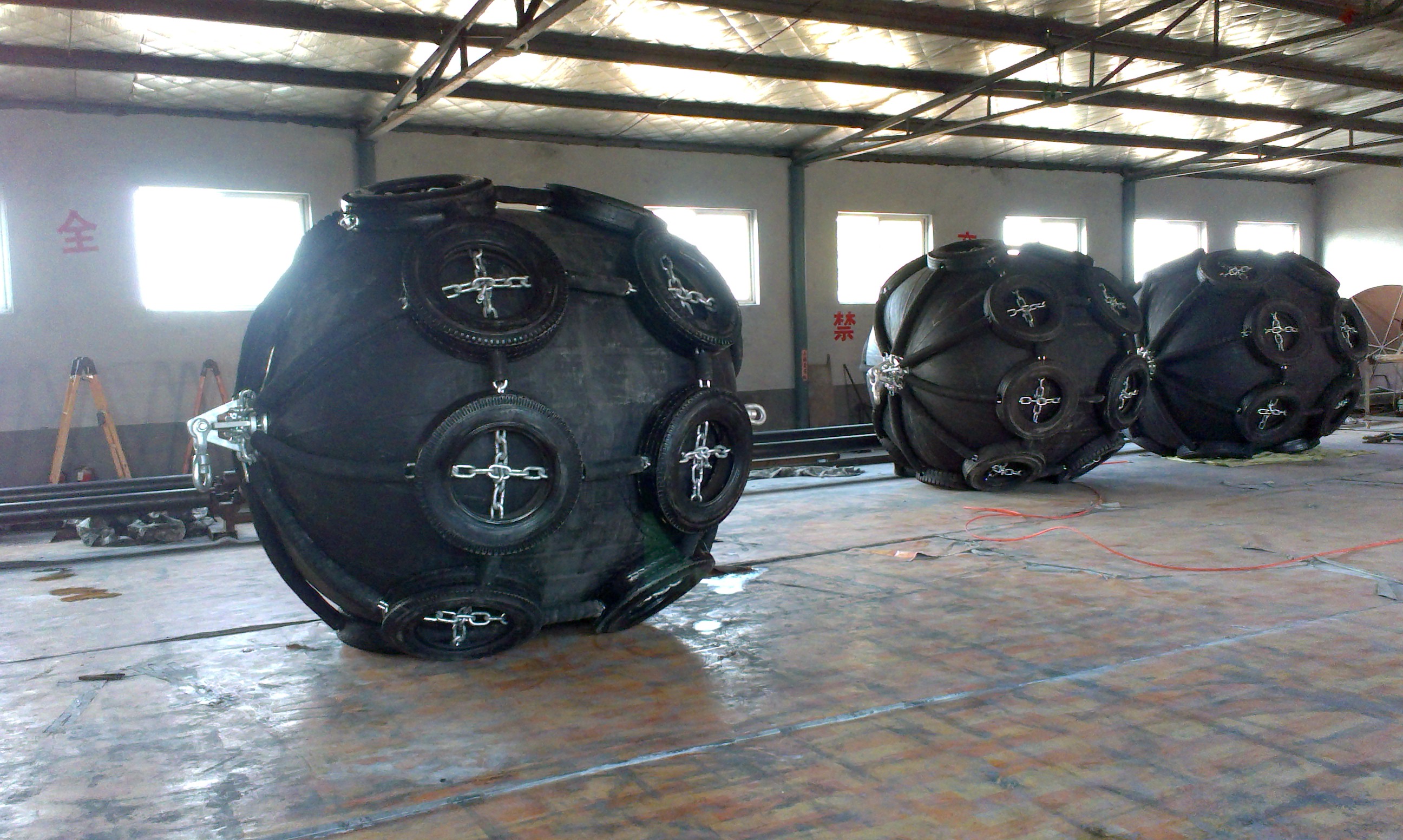 50Kpa Pneumatic Rubber Fender Yokohama Rubber Marine Fenders