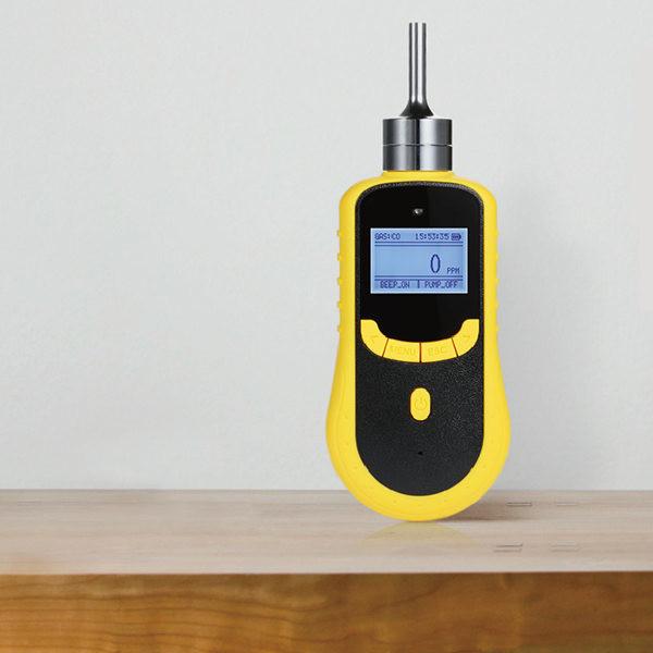 Quality Built In Sampling Pump Combustible Gas Detector For Flammable Natural Gas for sale