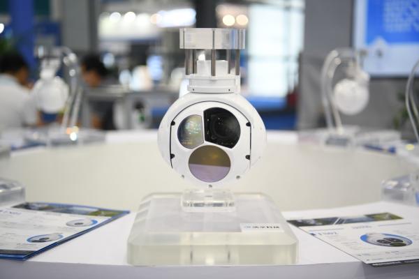 Quality GPS Coordinate Resolving Airborne Electro Optical Pod EOIR Camera For Fixed-Wing for sale