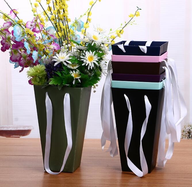 Custom design gradient color luxury paper packaging gift box with lid,Paper Flower Box Florist Bouquet Box Packaging Ros