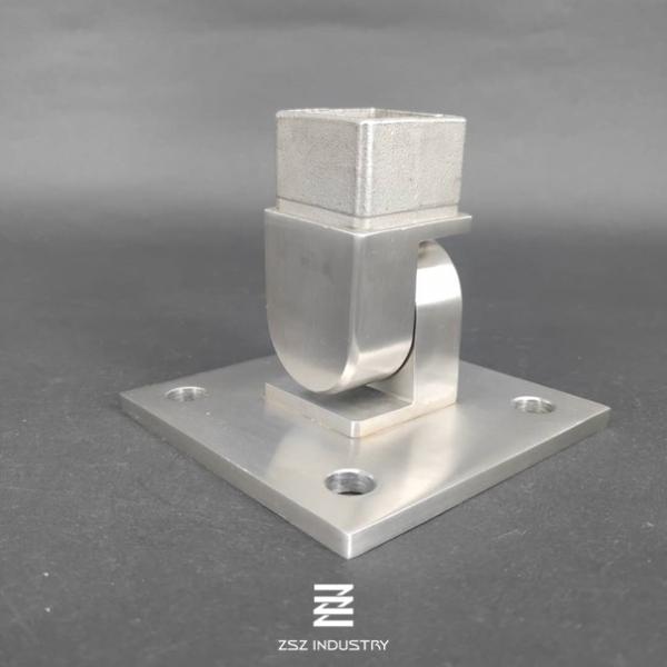Professional Glass Balcony Railing / Stainless Steel Square Post Silver Color Box Packaging