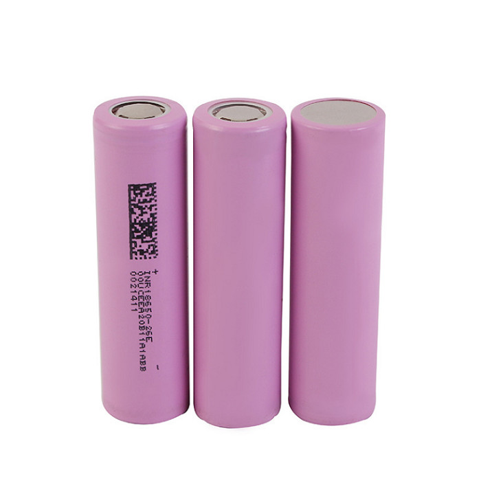 OEM 5C 2600mAh 3.7 V 18650 Rechargeable Lithium Battery No Memory Effect