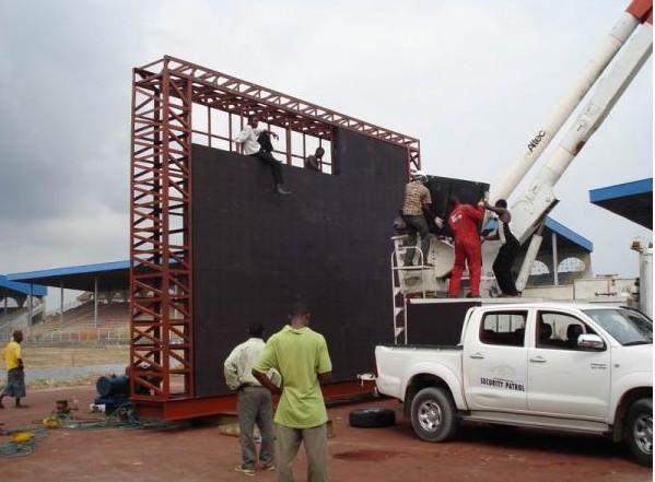 Quality Scoreboard LED Display Project for Football Stadium Perimeter P10 / P16 / P20 Outside for sale