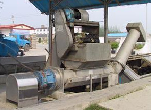 300mm Sludge Press Machine , 4.0m3/h Dewatering Screw Press Machine