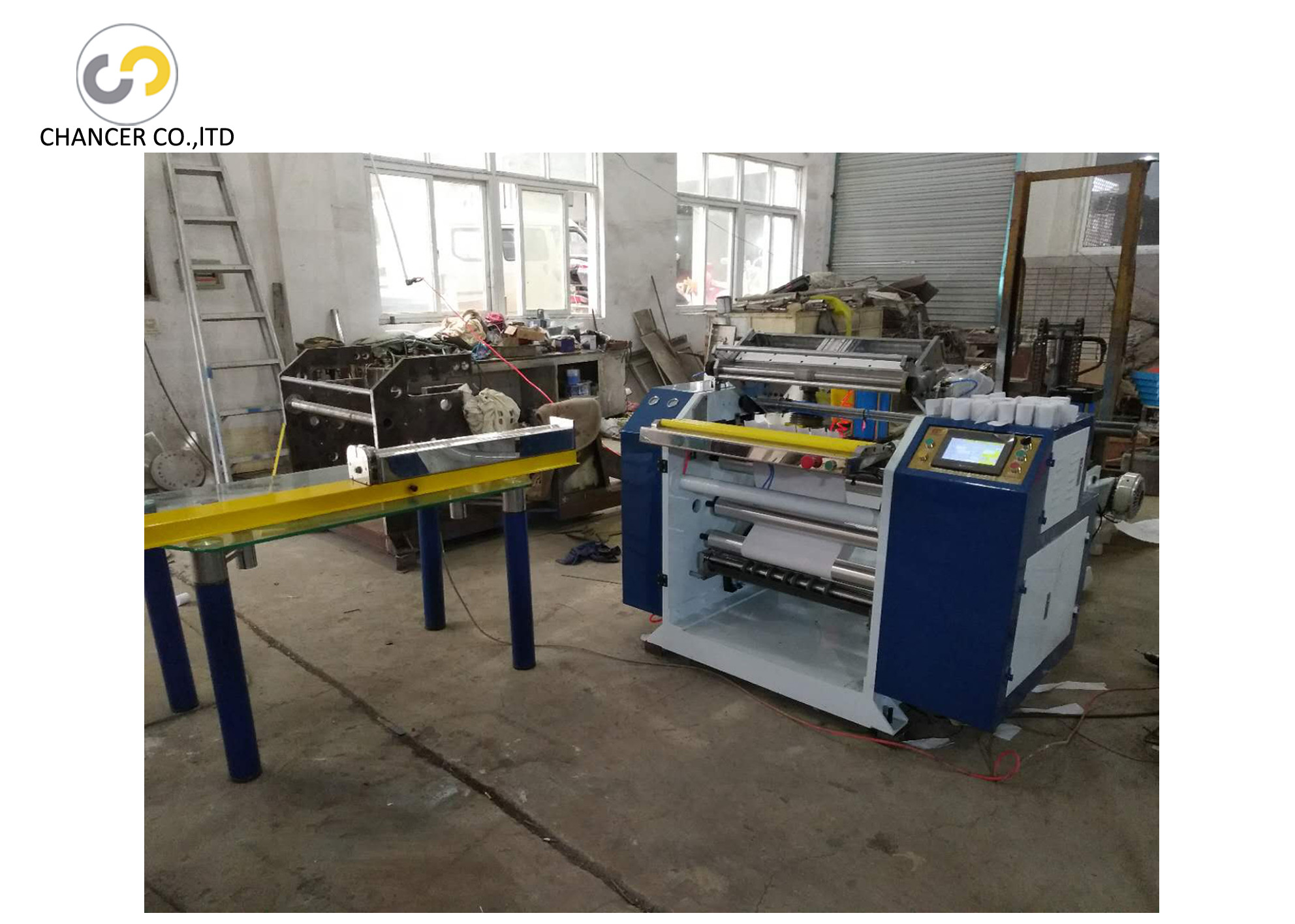 Automatic coreless thermal pos paper slitting rewinding machine