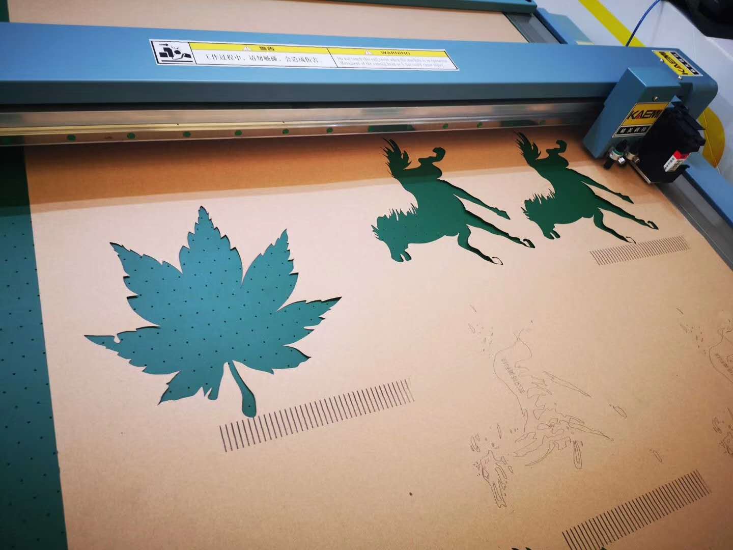 Automatic Dual Knife Flatbed Paper Cutter for Full and Half Cuts ≤3mm Cutting Thickness