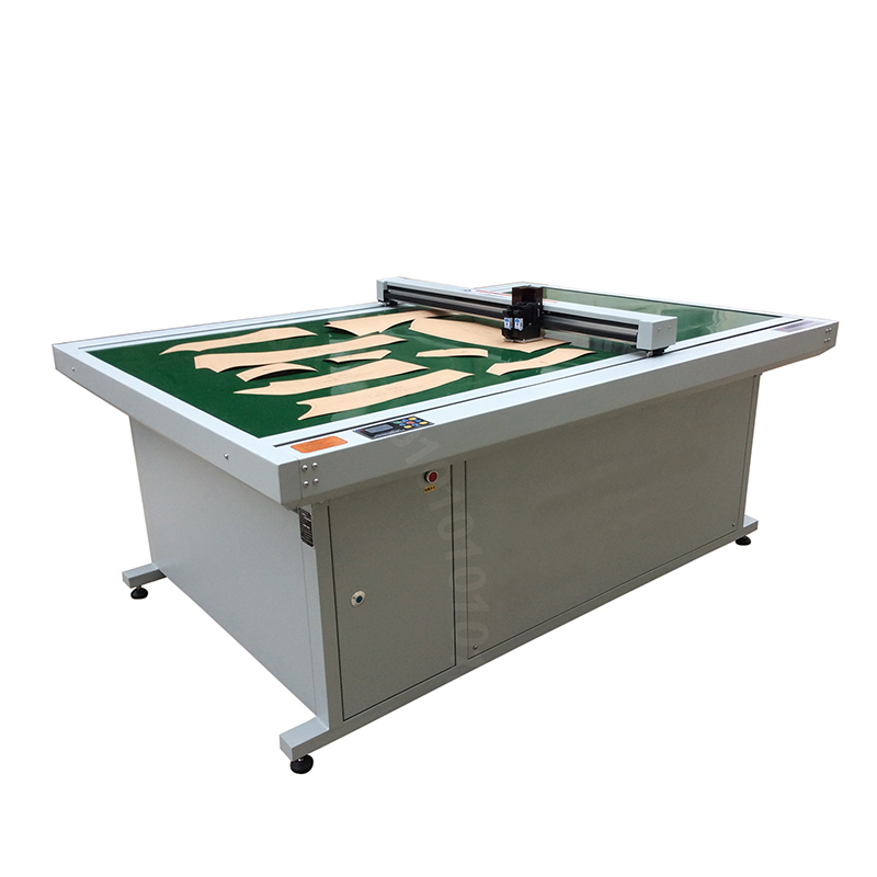 Industrial Wide Format Plotter , Double HP45 Heads Garment Cutting Machine