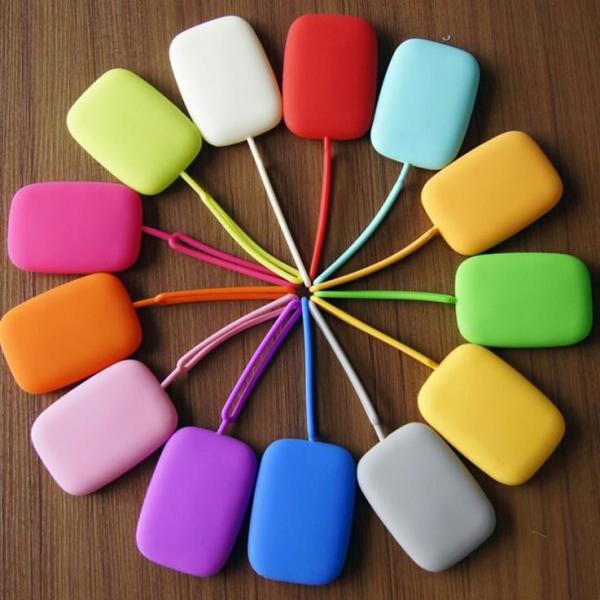 Quality Multipurpose Silicone Key Wallet ID Card Holder With 15 Colors In Stock , Custom Print Your Own Logo for sale