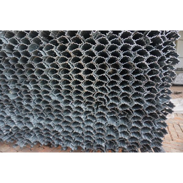 60G Zinc Coated Steel Trellis System , Apple Tree Support Stake 2.4 Meter Height