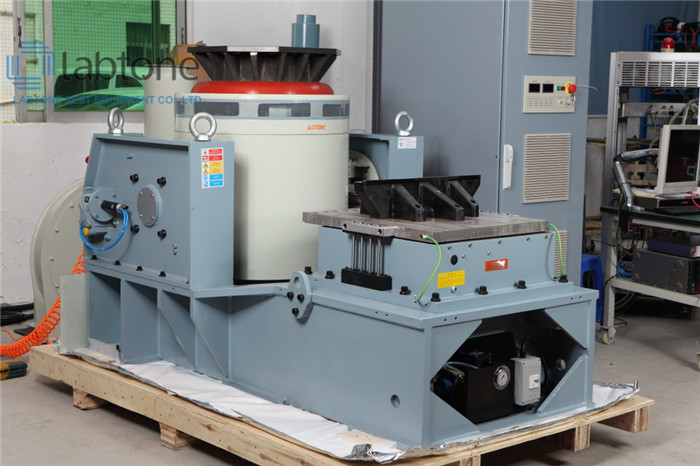 ISTA Standard 30 KN Vibration Table Testing Equipment For Transportation Simulation