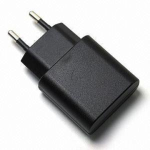 China Portable / Universal USB Power Adaptor, Light and Handy, with Alternative Version wholesale