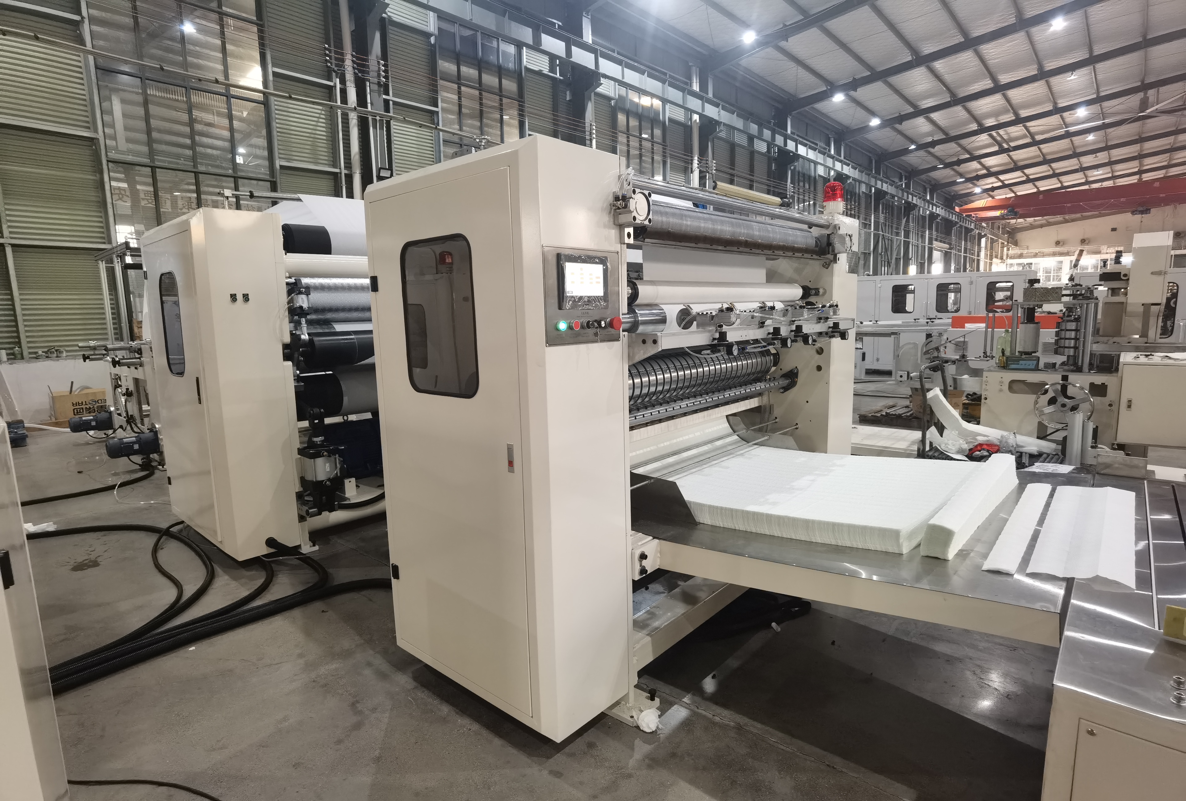 Interfold Drawing N Fold Hand Towel Paper Folding Machine With Easy Bagging Machine Production Line