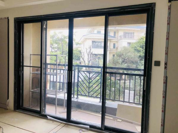Quality Modern Aluminium Sliding Doors Low Maintenance with Push And Pull Large Screen for sale