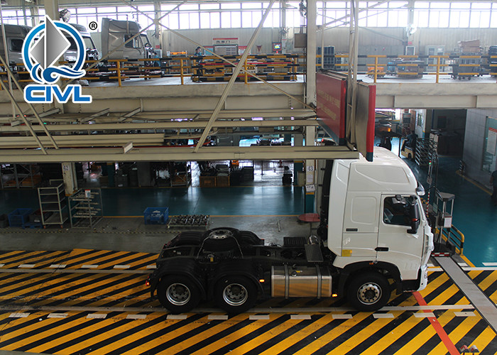 Q345 Material Heavy Cargo Trucks For Transportation , Preparation And Charging Of Blasting Materials