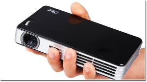 Top Rank Full 3D Projector Built In Battery Portable Mini DLP Projector For Office School