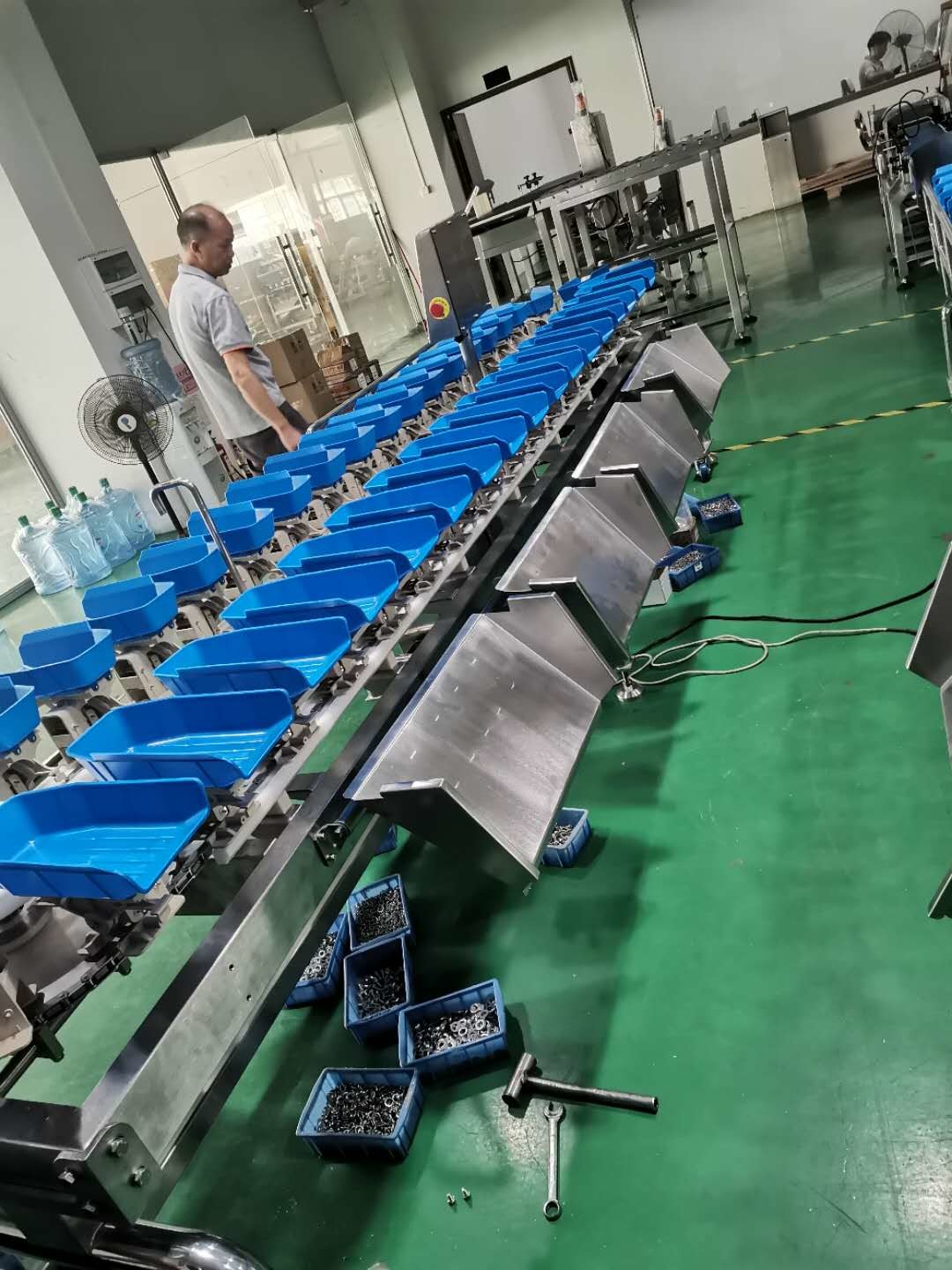 Conveyor Belt Weight Sorting Machine Chicken Wing Fish Grader Circular Multi Weight Sorting Machine With Conveyor Belt