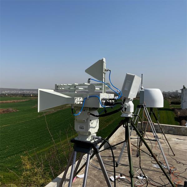Quality LT-Ku06 Low Altitude Warning Radar + LT-UDA Series UAV Positioning Countermeasures Integration Equipment (Optional） for sale