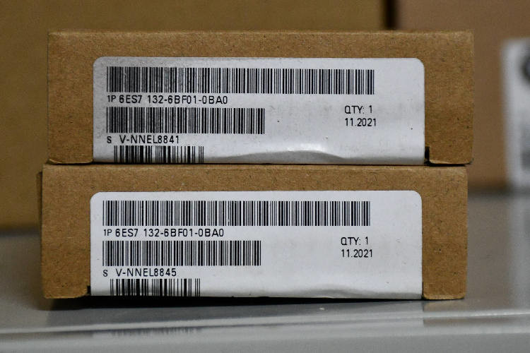 Siemens PLC I/O Module for use with SIMATIC ET 200S Series, 81 x 15 x 52 mm, Digital, 6AG1, 24 V dc, SIMATIC
