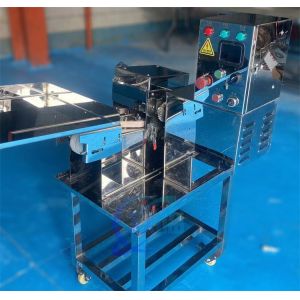 Practical Cutting Shrimp Machine , Anti Erosion Automatic Prawn Cutter