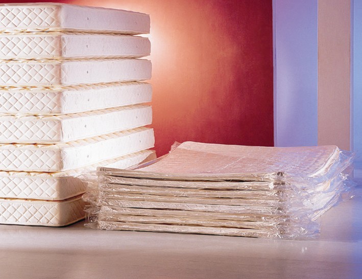 Compressed Package Pillow Top and Memory Foam Mattress Topper With Flower Pattern