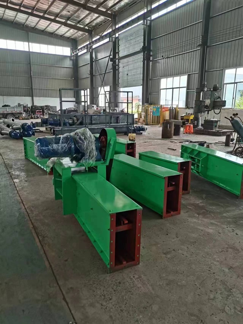 OEM Custom Flexible Submerged Inclined Chain Scraper Conveyor