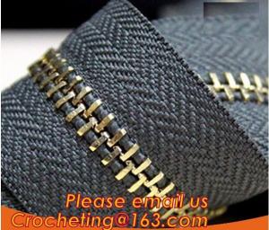 China Garment Accessories Supplier Nylon Zipper, Black Chunky Plastic Teeth Zip Open End Heavy Duty Zippers wholesale