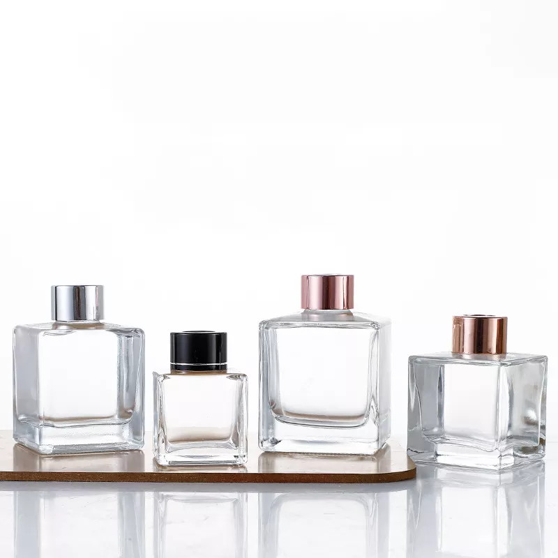 Different Sizes 50ml 100ml 200ml Empty Square Reed Diffuser Glass Bottles With Cork